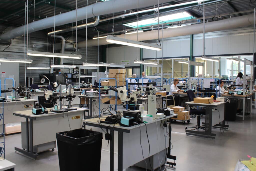 fabrication et intégration de cartes électronique made in france